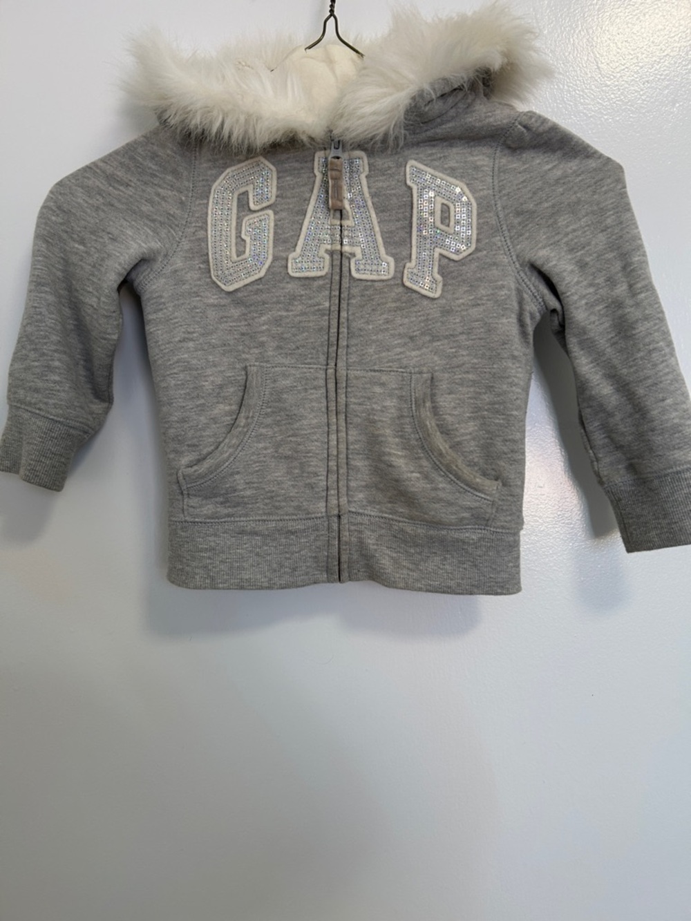GAP Girls 2T Light Gray Faux-Fur plush Hoody sequined Zip-Up GAP Sweatshirt